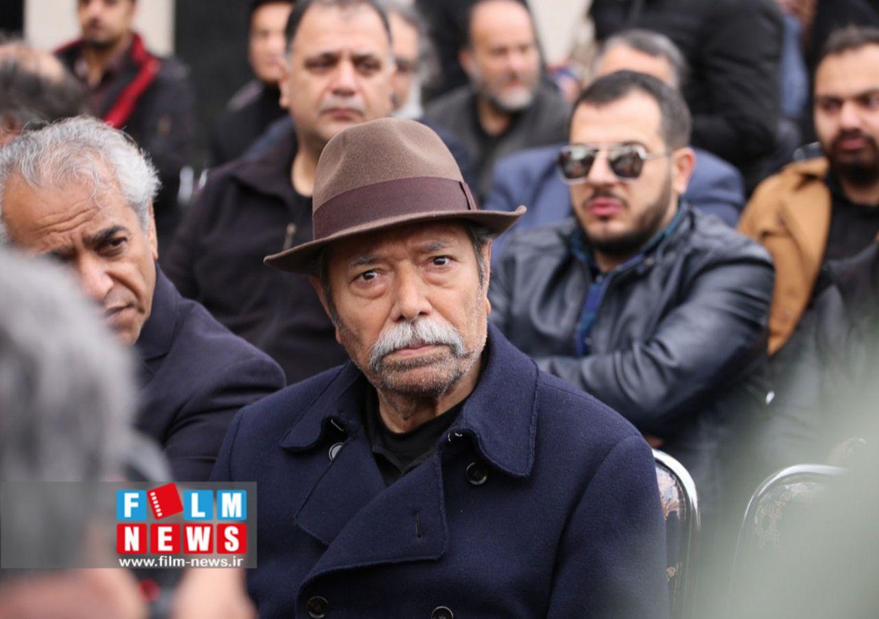 گزارش تصویری: تشییع پیکر جمشید مشایخی