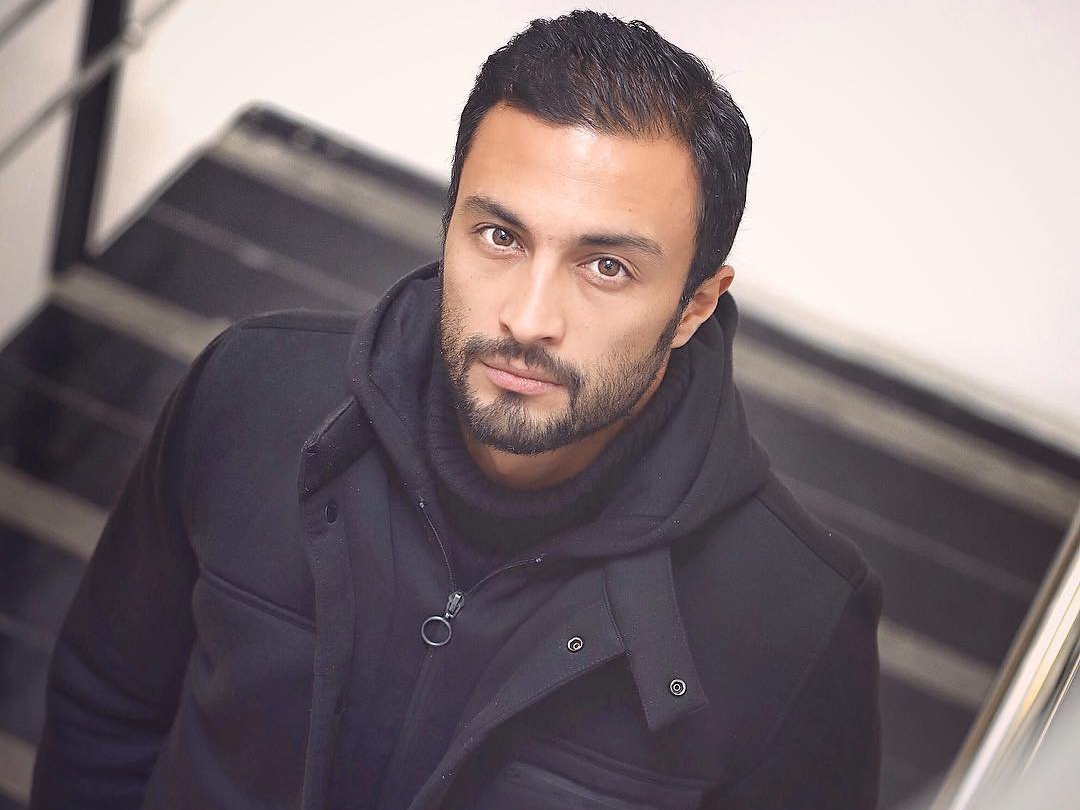 اژدها وارد می‌شود