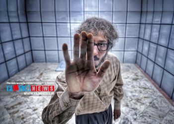 مورد عجیب فیلمی که امروز به شکل رسمی از آن رونمایی شد | «مردعینکی» کارگردان ندارد؟ / چرا نام کریم امینی حذف شده است ؟