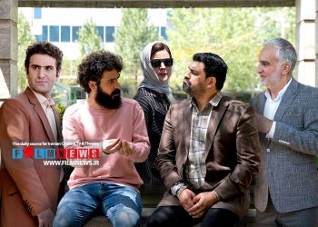 فاصله گذاری بیهوده در سکانس‌های حضور بازیگران مهمان در «مگه تموم عمر چند تا بهاره؟» |آقای صحت اینجا را اشتباه کردی ؛ کاش از مهمان‌ها تشکر نمی‌کردید