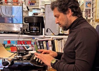  با انتشار عکسی جالب در صفحه شخصی‌اش خبر داد | حامد بهداد روزمرگی‌هایش را مکتوب می‌کند