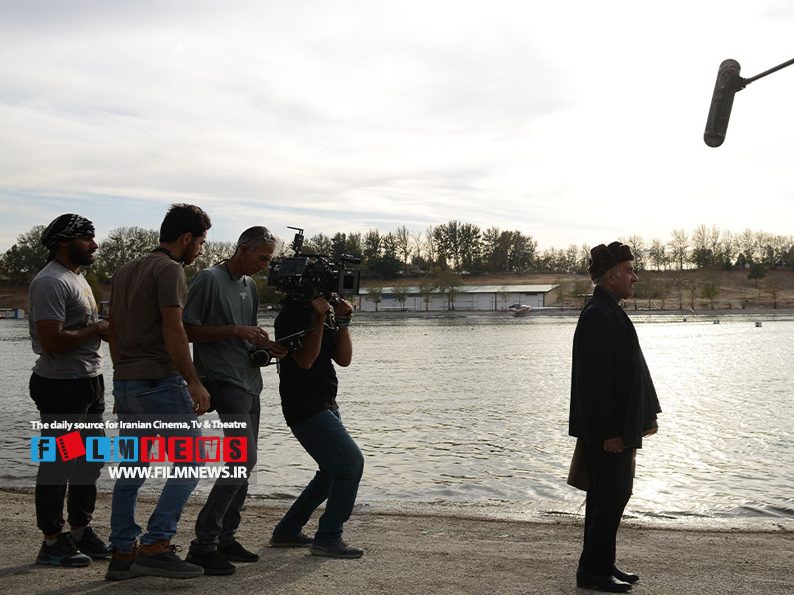 فیلم «پرویز خان» برشی است از زندگی زنده یاد پرویزدهداری که در فوتبال ملی دست به یک تغییر نسل هیجانانگیز زد.