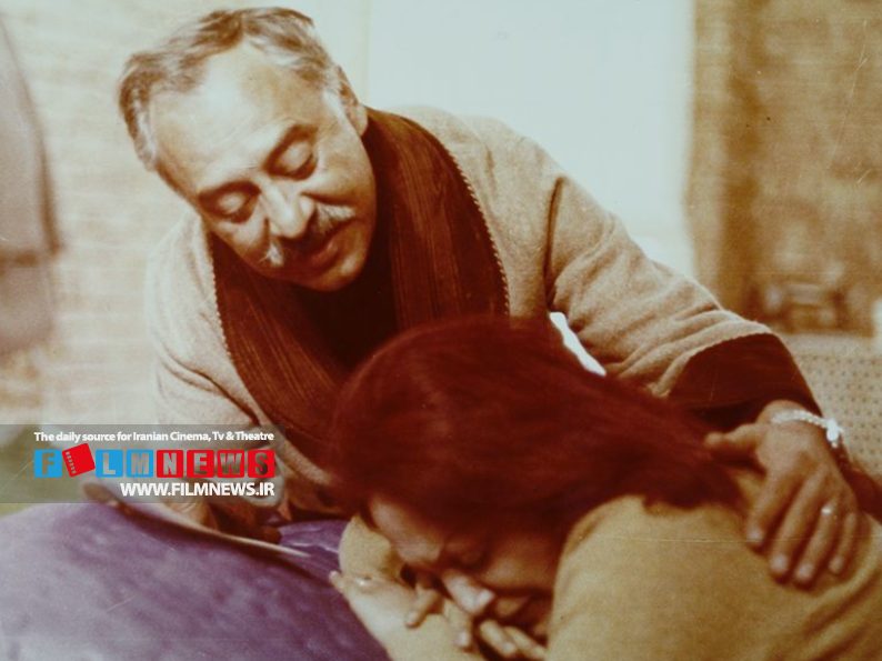 «خانه خراب» به کارگردانی نصرت کریمی در سال 1353 اکران شد.