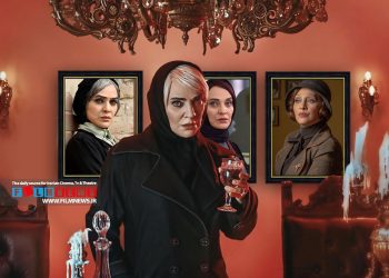 رویا نونهالی بعد از حضور در سه سریال خانگی «شهرازاد 2»، «ملکه گدایان» و «خاتون» در چهارمین تجربه خانگی‌اش در سریال «گردن‌زنی» به ایفای نقش پرداخته است.