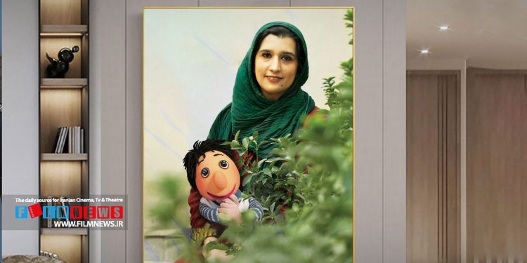 زنده یاد دنیا فنیزاده عروسک گردان «کلاه قرمزی» یکی از بهترینهای خود در این عرصه بود که در سال 1395 درگذشت.