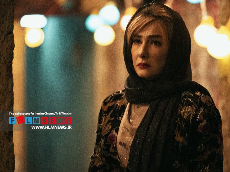 فیلم «بی سر وصدا» به کارگردانی مجیدرضا مصطفوی از چهارشنبه 22 اردیبهشت ماه با بازی پیمان معادی و هانیه توسلی اکران میشود.