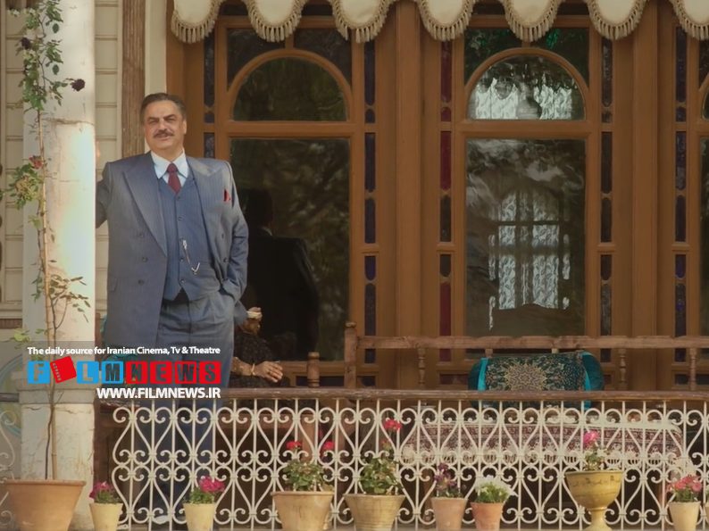 سام درخشانی در سریال «سووشون» در نقش خان‌کاکا بازی خوبی دارد.