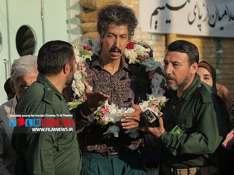 مقایسه پرفروش‌ترین فیلم‌های پنج سال اخیر از نظر میزان فروش، تعداد مخاطب، مدت زمان اکران و .... به بهانه رکوردشکنی «مرد عینکی»