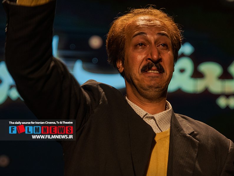 از سال 1400 تعدادی بازیگر در مقام کارگردان فیلم‌هایی را روانه اکران کردند که در حال حاضز «اقای زالو» به کارگردانی مهران احمدی روی پرده است.