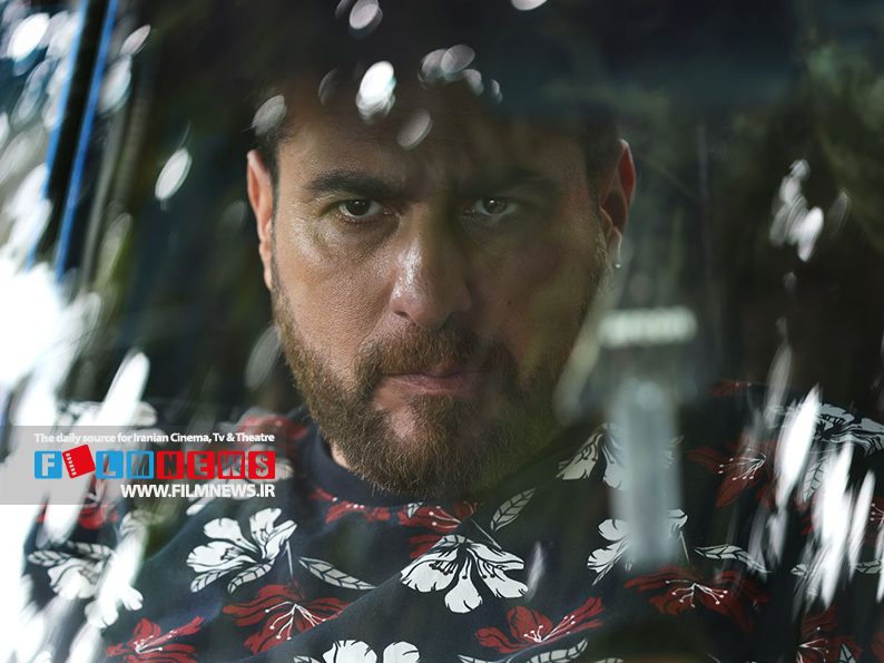 کفایت مذاکرات در فروش هفتگی پا به پای «اقای زالو» پیش می‌رود و انمیشن «یوز» هم همچنان به فروش خوب خود ادامه می‌دهد.