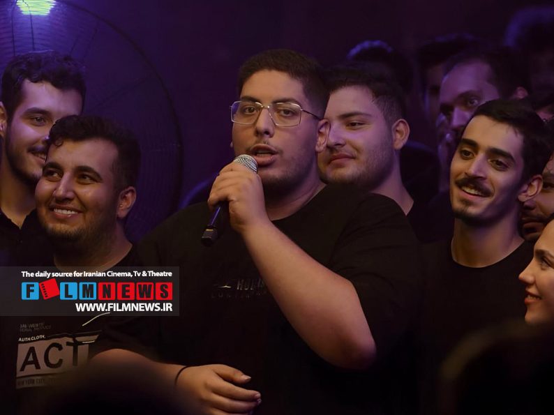 تاک‌شو «گنگ» با اجرا و تهیه‌کنندگی علی ضیاء بدون اطلاع قبلی از فیلیمو منتشر شد و کلی جنجال به پا کرد.