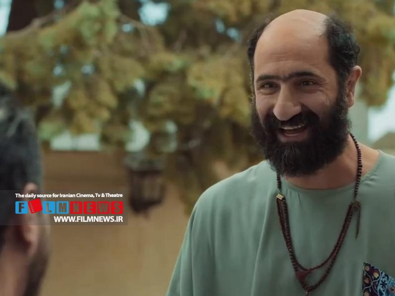 فیلم کمدی «ماجرا جویی در جزیره جیمزباند» به رقیبی جدی برای فیلمهای صدرنشین هفتگی تبدیل شده است.