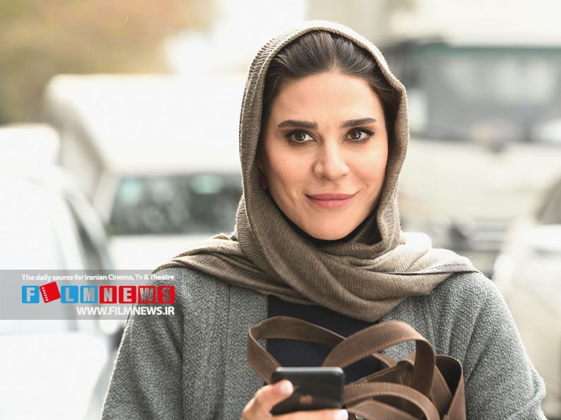 «اسکورت» و «قایق‌سواری در تهران»همراه با سه فیلم دیگر هم متقاضی اکران نوروز شدن تا تعداد فیلم‌های متقاضی به عدد 10 برسد