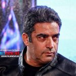 منوچهر هادی با حکم قضایی از پروژه سینمایی «تراشه» اخراج شد.